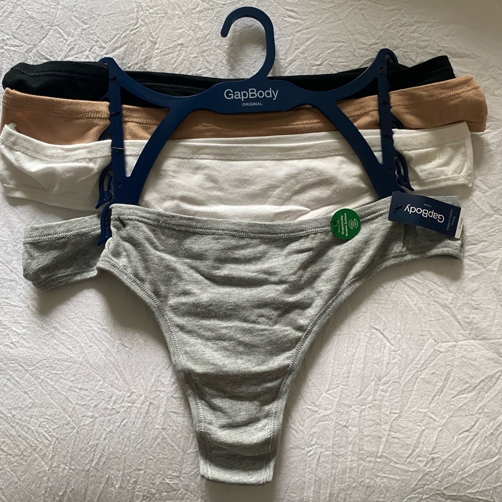 NWT GAP Body 4 Pack Organic Cotton Thong Set